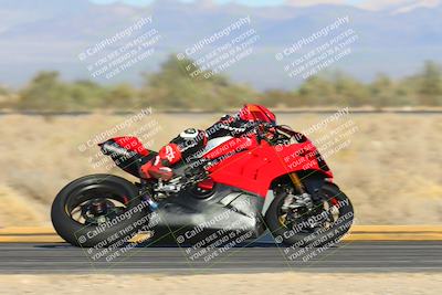 media/Dec-05-2024-Racers Edge (Thu) [[e102e0690b]]/3-B Group/Session 5 (Turn 16)/